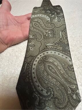 Tall/Long - Green Striped Necktie